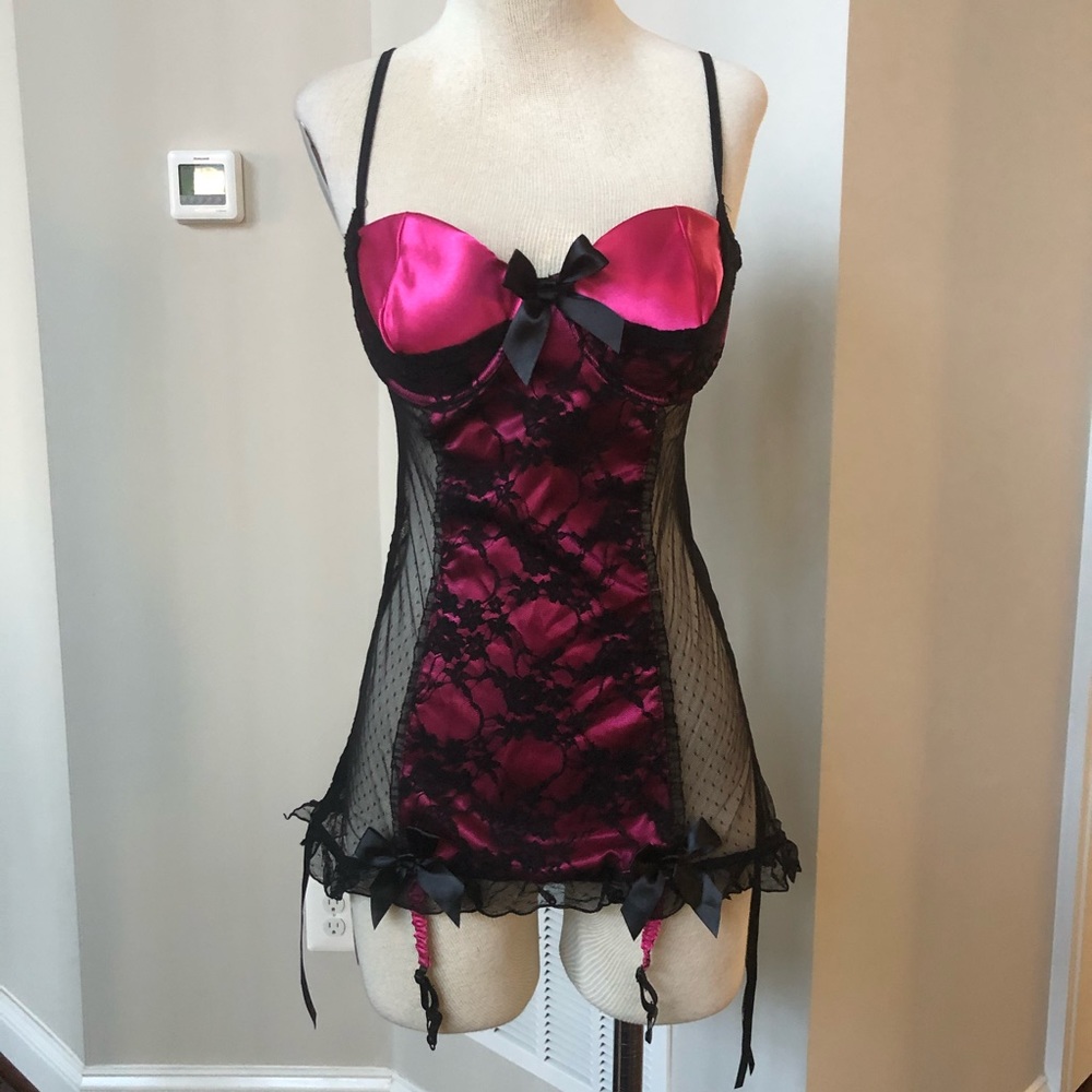 Dream girl Lingerie Sz M